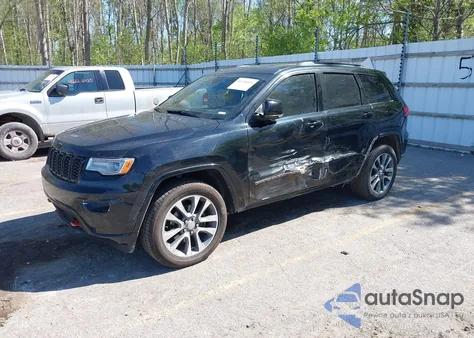 2017 Jeep Grand Cherokee Overland 4X4 z USA, uszkodzony, nr VIN 1C4RJFCG4HC676834